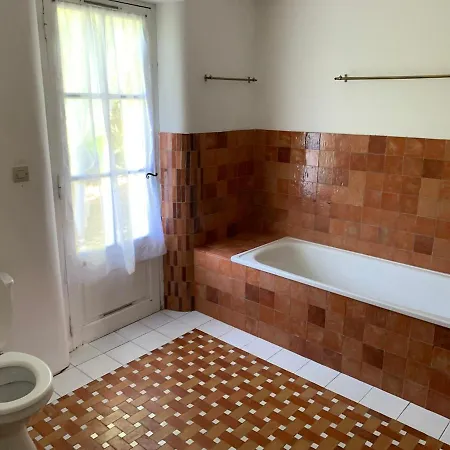 Mas Provencal Avec Piscine Pour En Famille Ou Amis 别墅 *