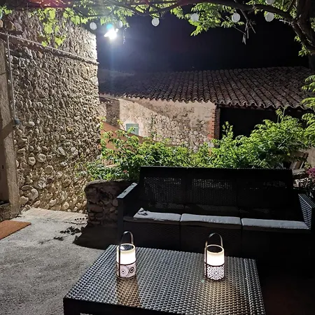 Mas Provencal Avec Piscine Pour En Famille Ou Amis